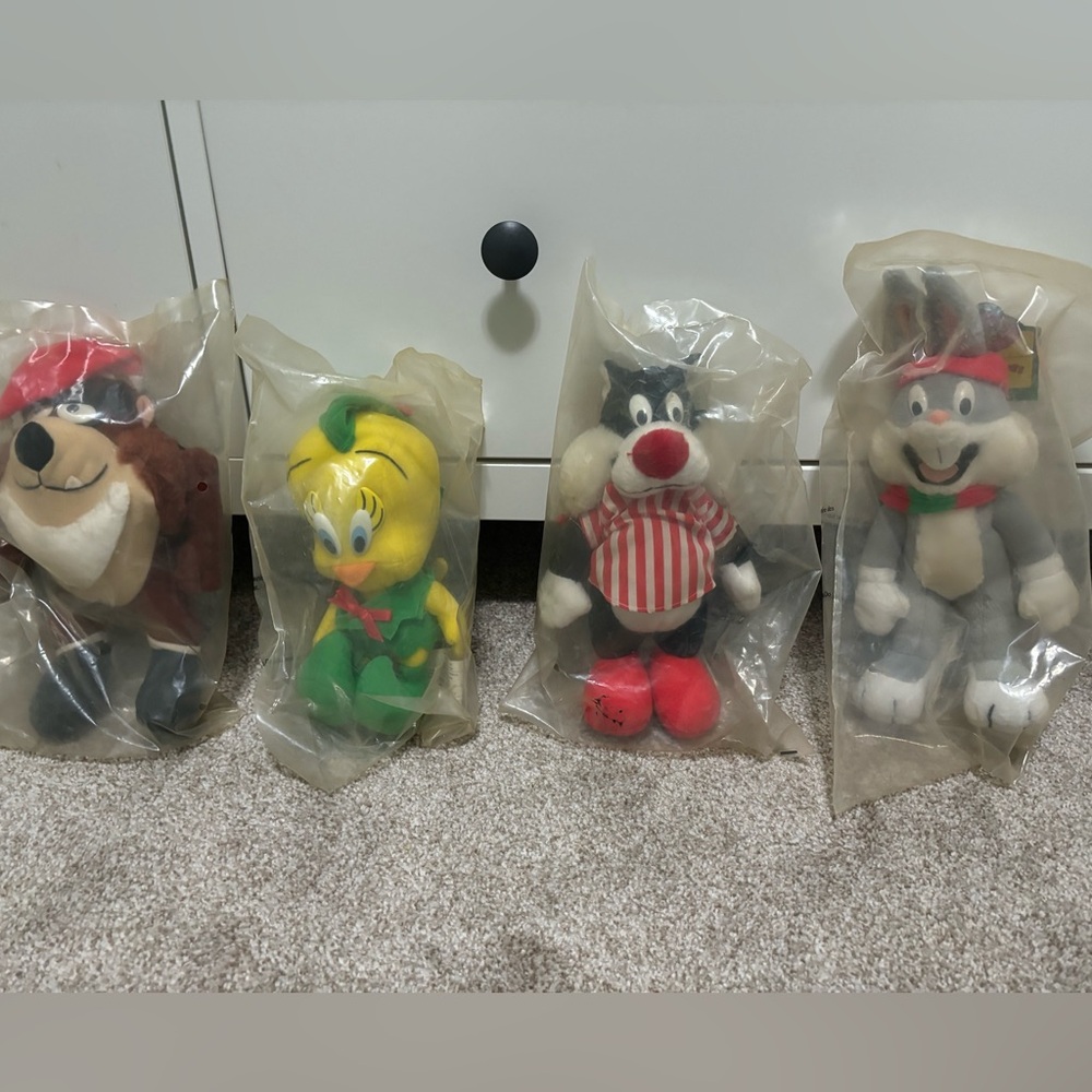 1992 LUNEY TUNES McDonald’s toys